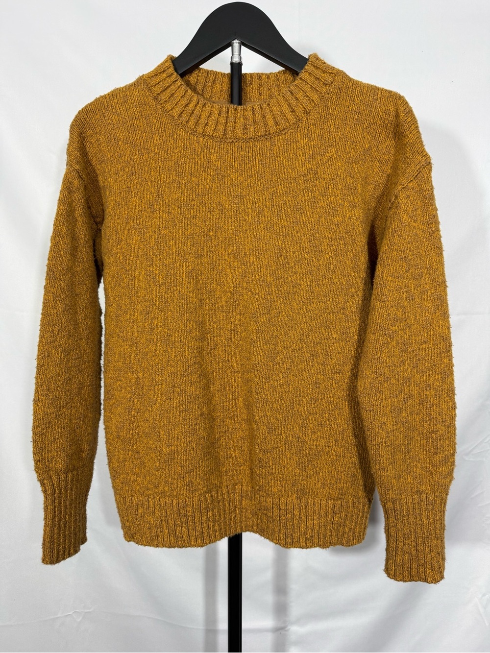 L.L.Bean Men’s M Regular 100% Cotton Mustard Gold Crewneck Sweater